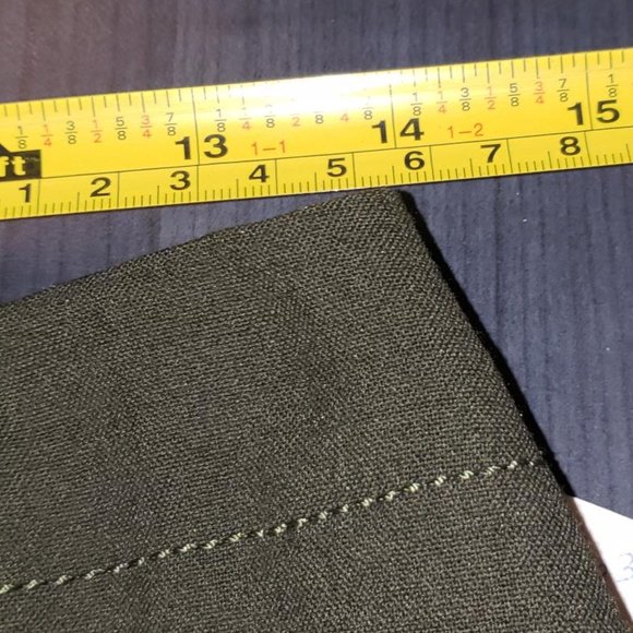 NWT "MADE IN CANADA"  green pocket skirt size 8 medium - Picture 7 of 14